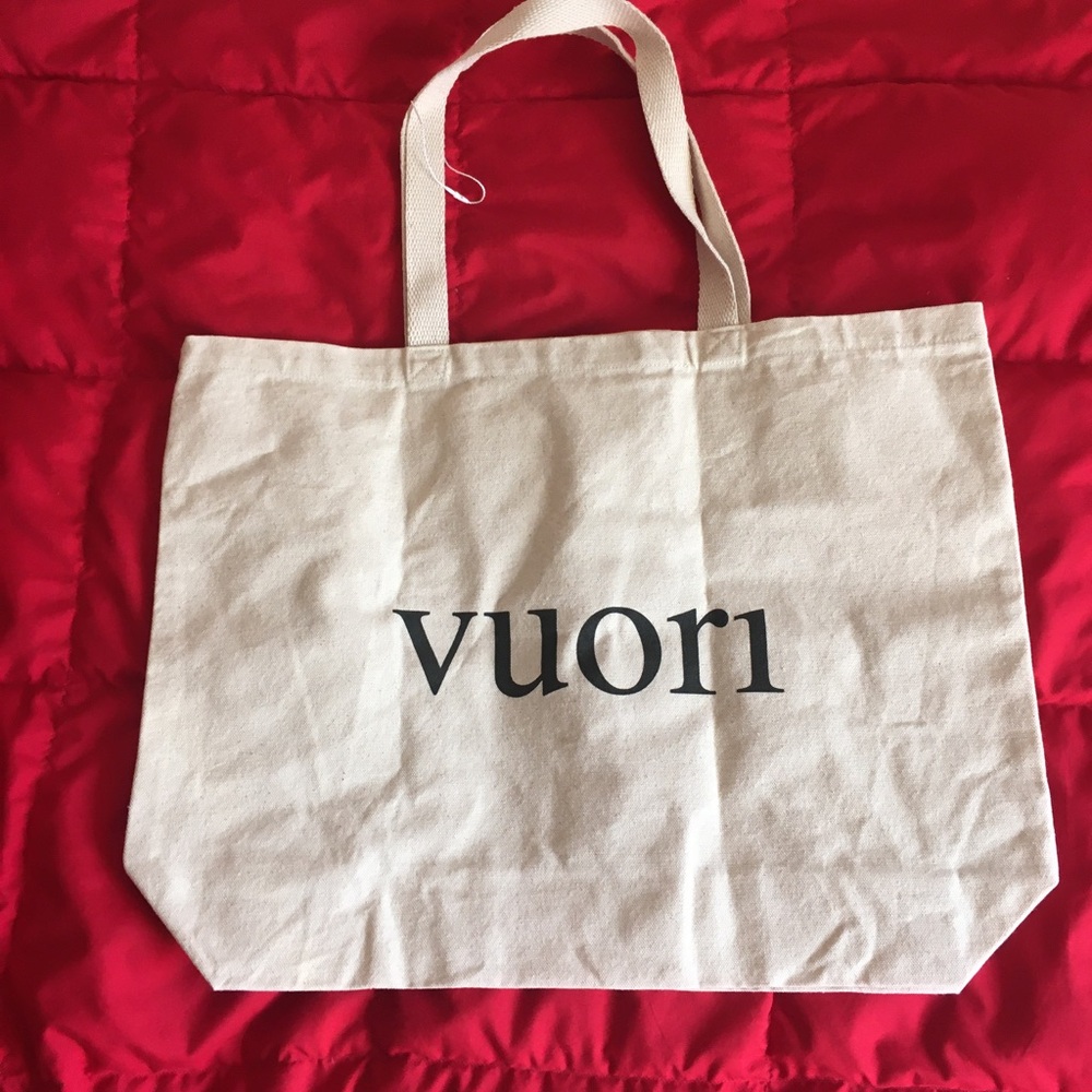 NWOT Vuori DreamKnit Find Your Comfort Tote